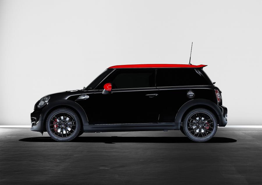  Mini Cooper JCW 2011 года  (фото 4 из 13)